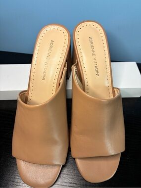 Adrienne Vittadini Tan Slip-On Leather Mules